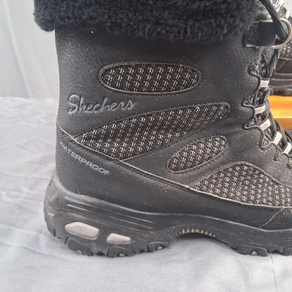 Skechers D'Lites Waterproof Winter Snow Boots Black Womens Size 9 - Picture 5 of 9